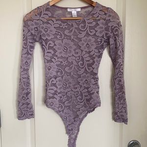 Beautiful lavender bodysuit!!